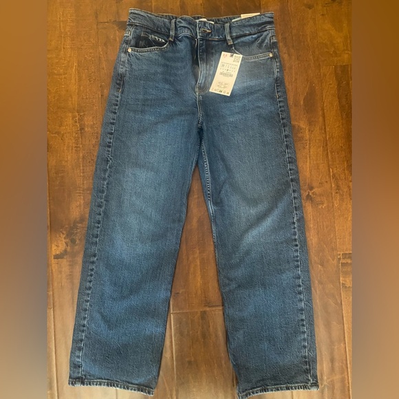 COPY - Zara ankle length straight jeans - Picture 4 of 7